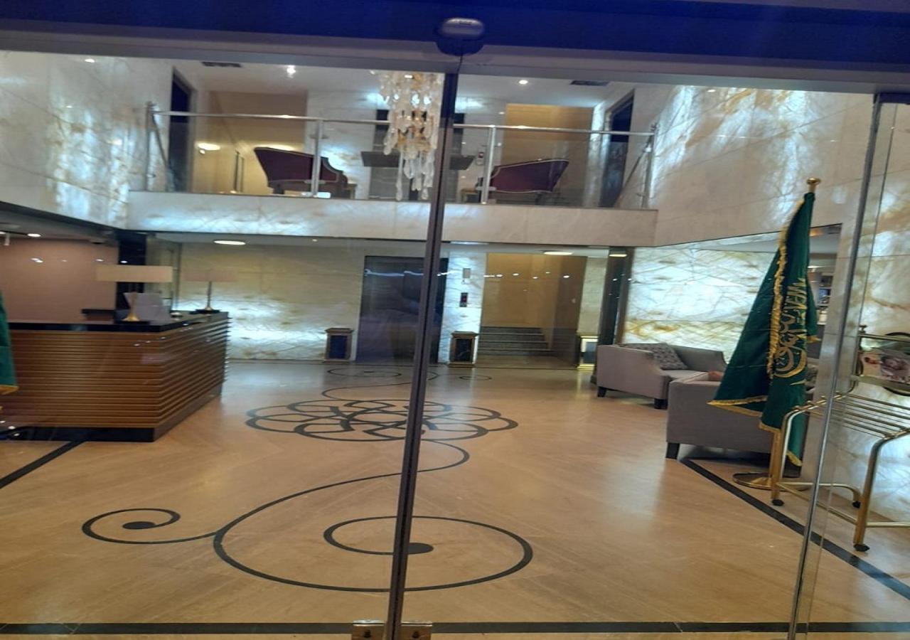 Arjan Suits * Jeddah