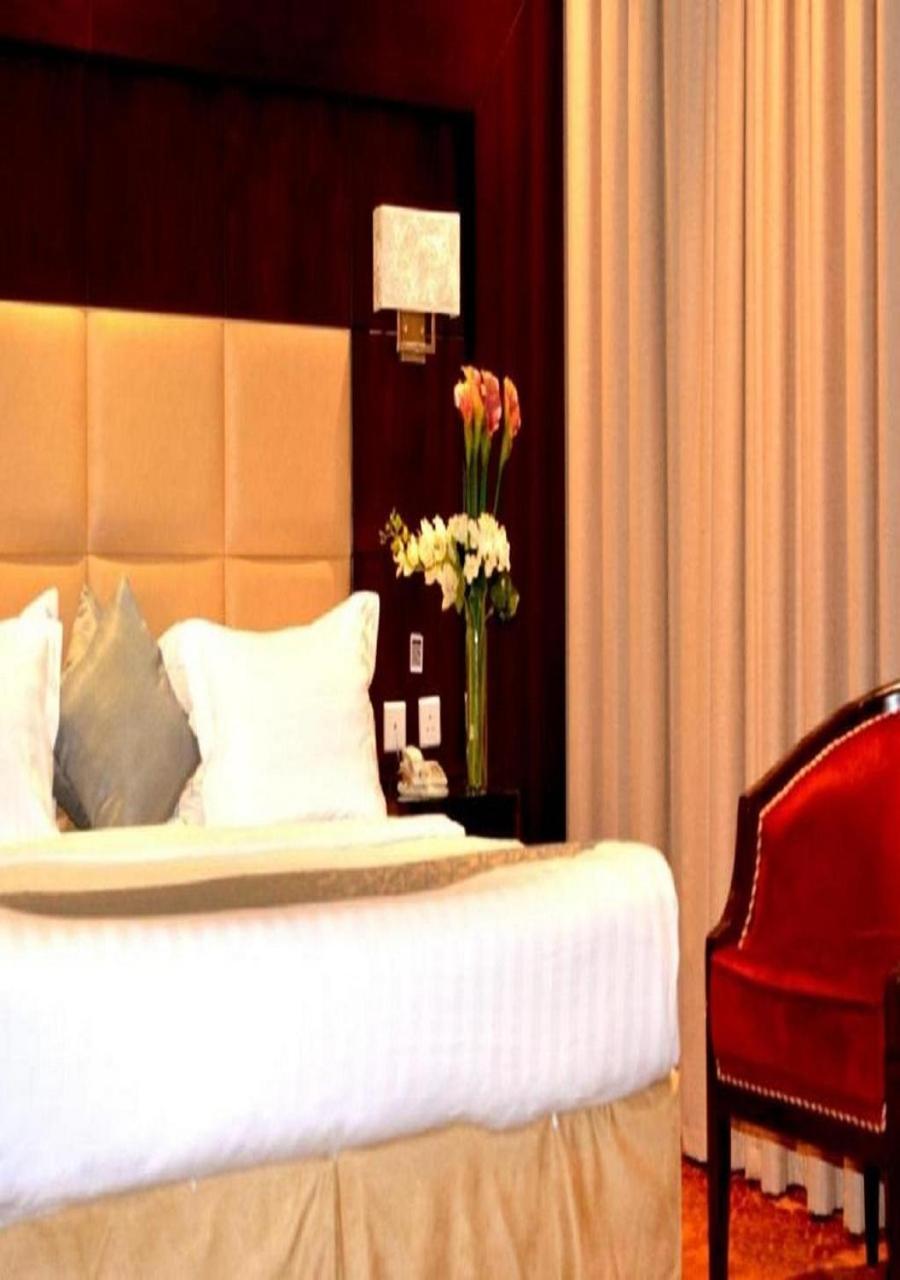 Arjan Suits Appart hôtel *